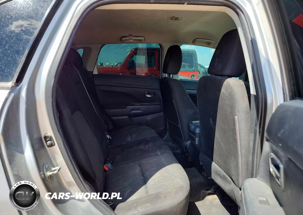 2020 Mitsubishi Outlander Sport Es VIN:JA4AR3AU3LU024782 - 11