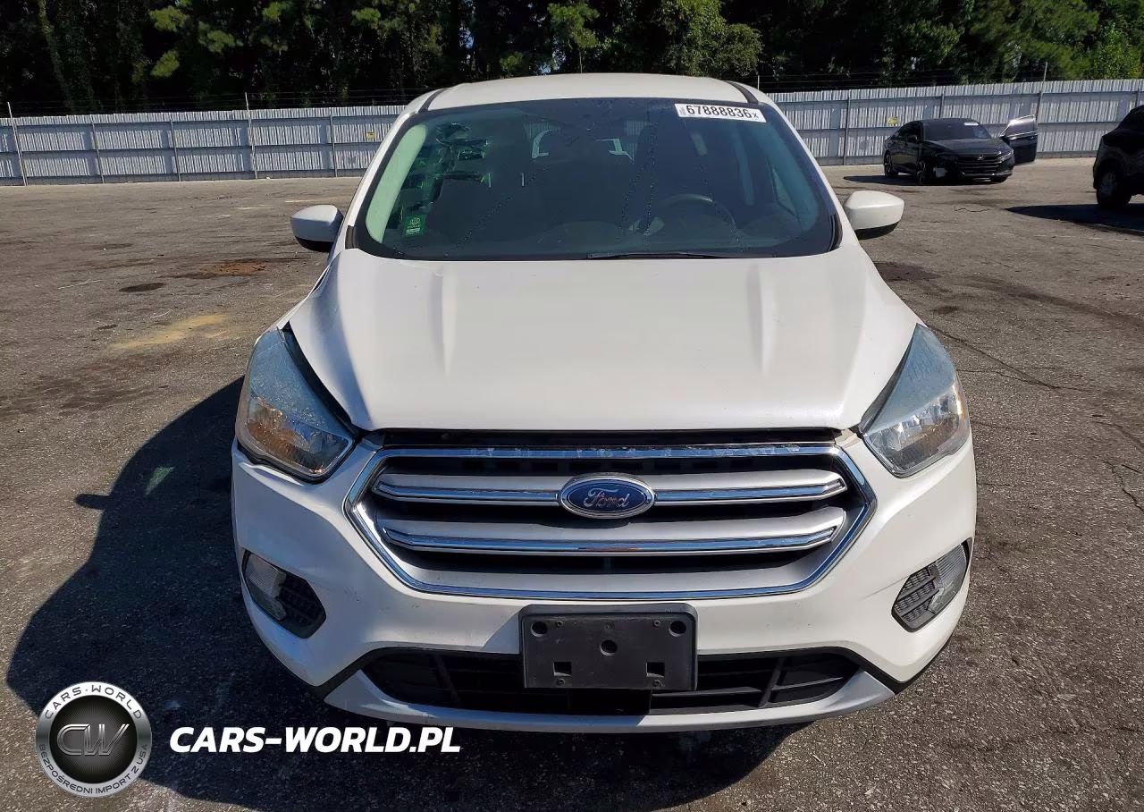 2017 Ford Escape VIN:1FMCU0G92HUA36617 - 5