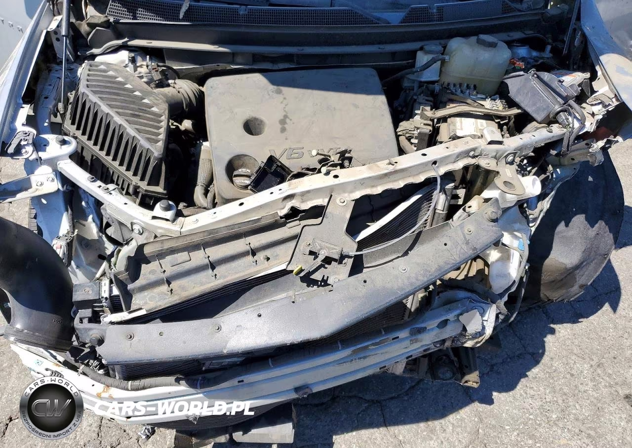 2019 Chevrolet Traverse Ls VIN:1GNERFKW2KJ240249 - 12
