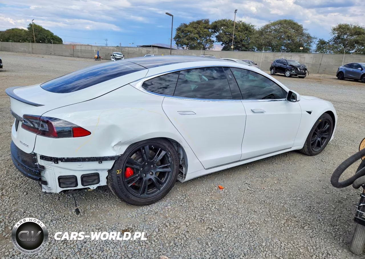 2020 Tesla Model S VIN:5YJSA1E48LF415841 - 3