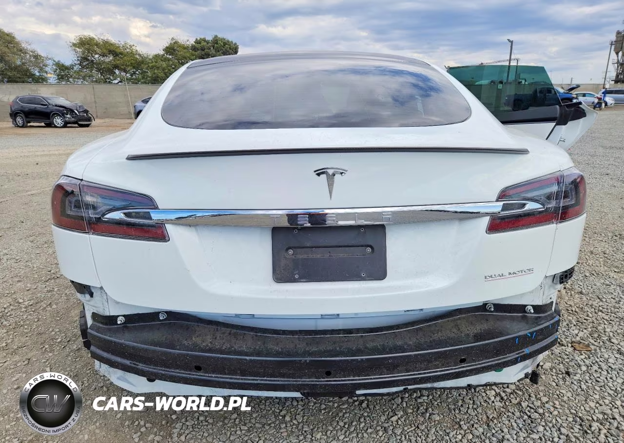 2020 Tesla Model S VIN:5YJSA1E48LF415841 - 6