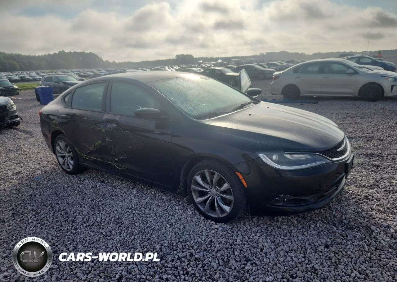 2016 Chrysler 200 S VIN:1C3CCCDG8GN126203 - 4