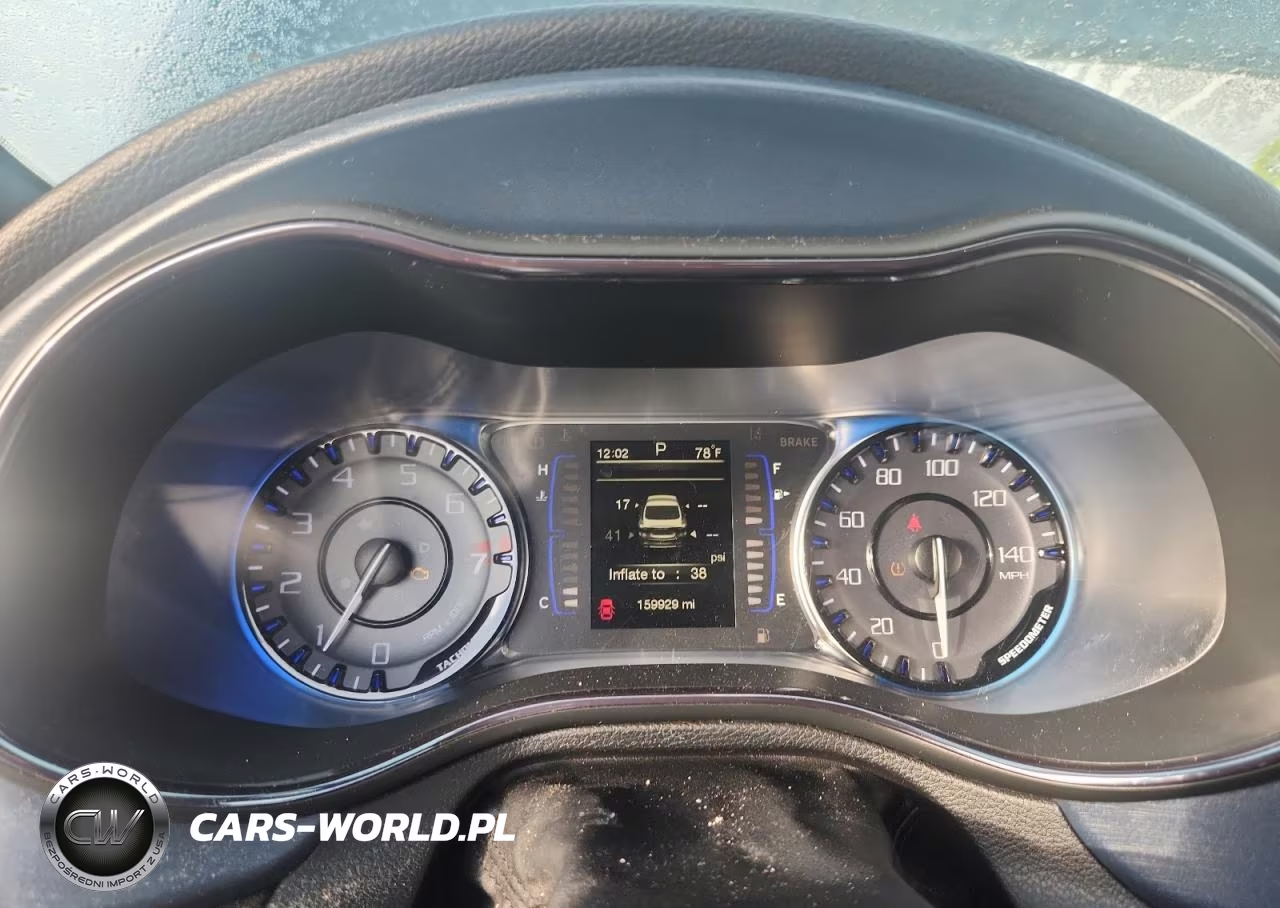 2016 Chrysler 200 S VIN:1C3CCCDG8GN126203 - 9