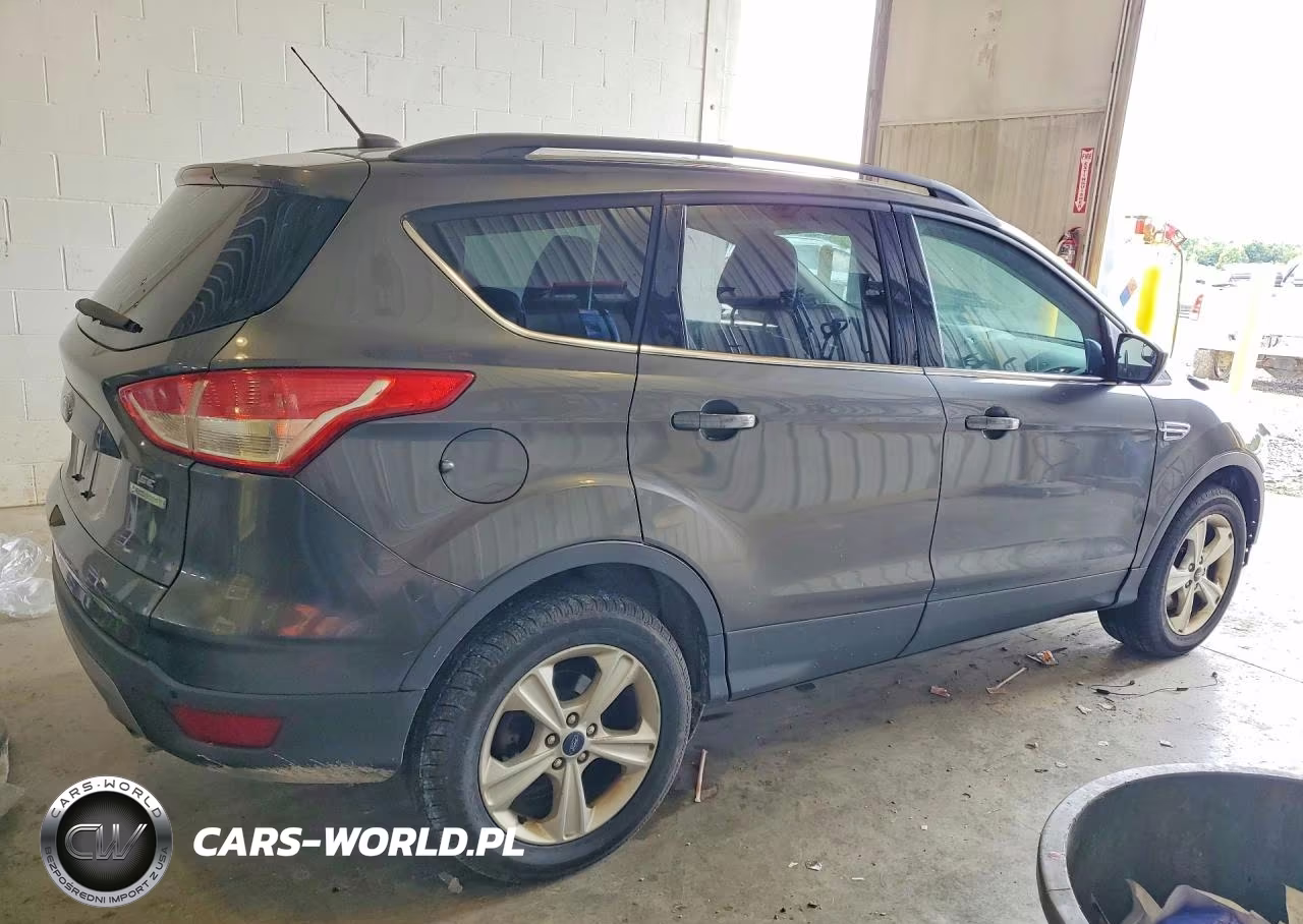 2015 Ford Escape Se VIN:1FMCU0G99FUB65192 - 3