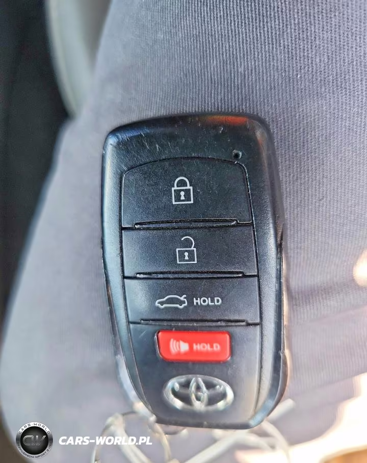 2025 Toyota Camry Se VIN:4T1DAACK6SU641209 - 13