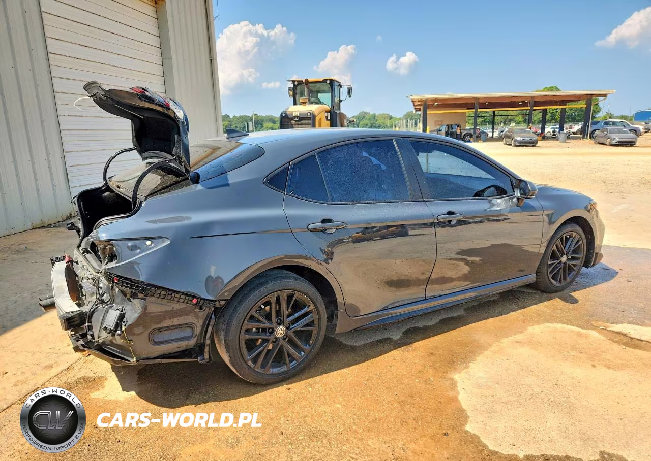 2025 Toyota Camry Se VIN:4T1DAACK6SU641209 - 3