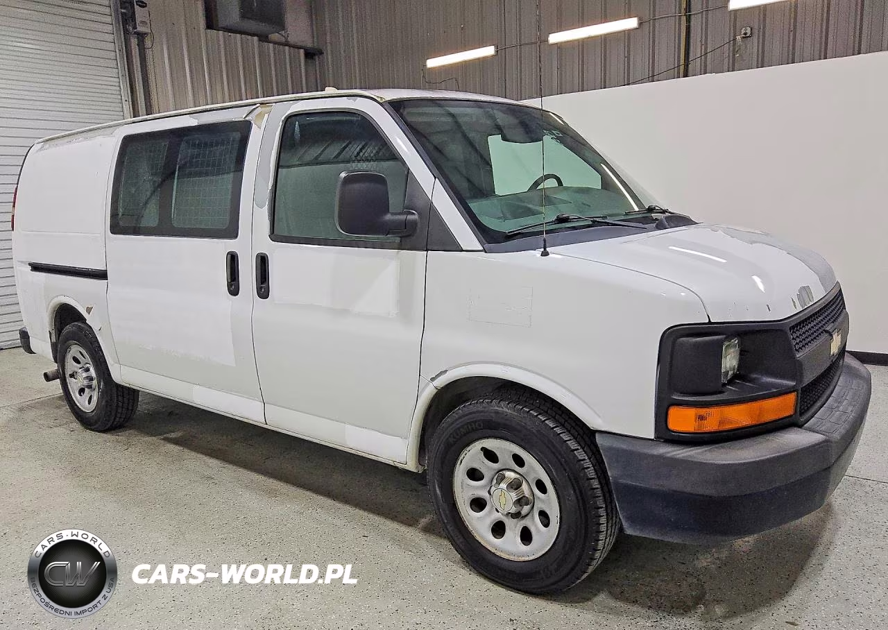 2012 Chevrolet Express G1500 VIN:1GCSGAFX7C1144125 - 4