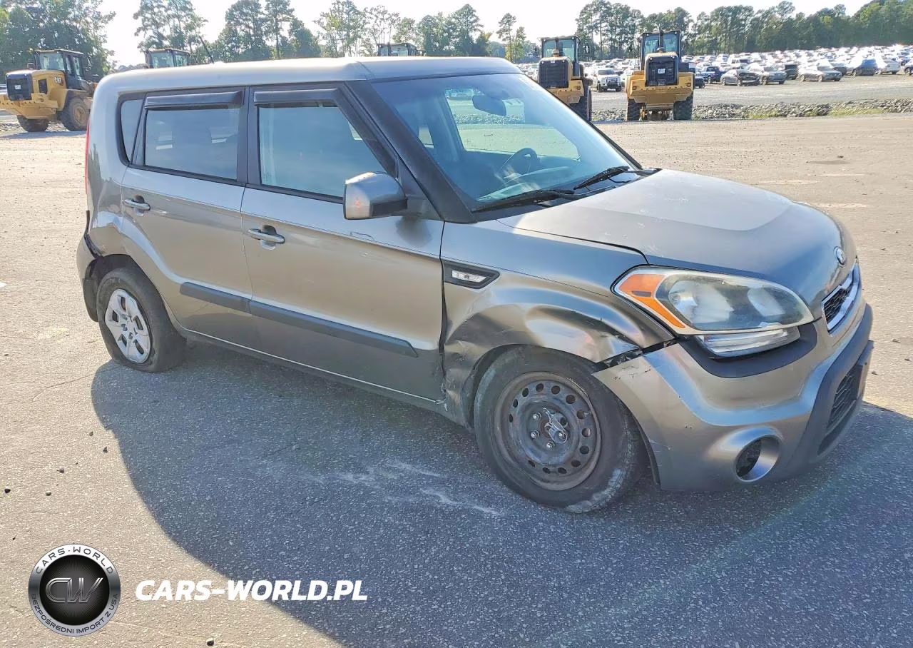 2013 Kia Soul Base VIN:KNDJT2A54D7564457 - 4