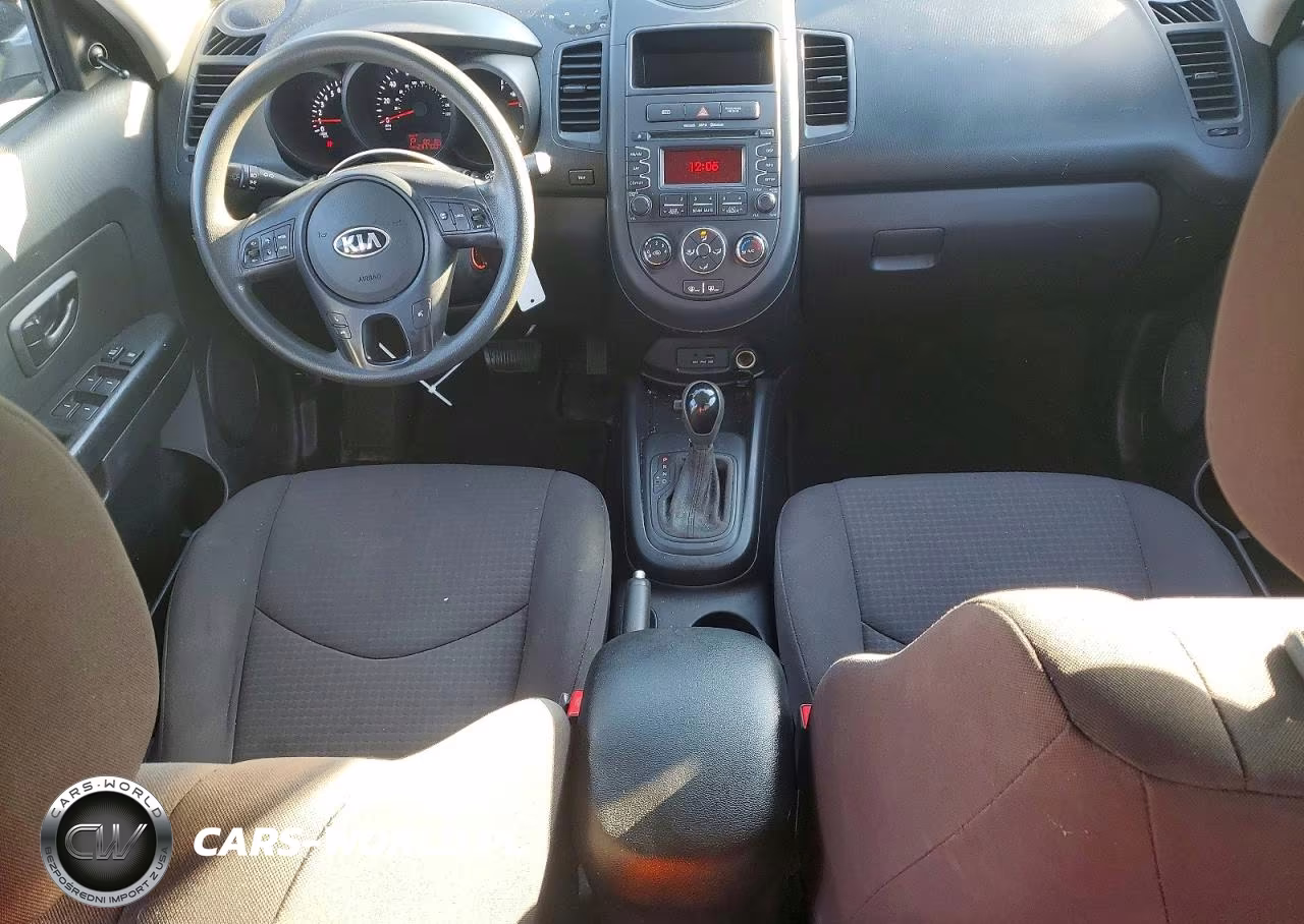 2013 Kia Soul Base VIN:KNDJT2A54D7564457 - 8