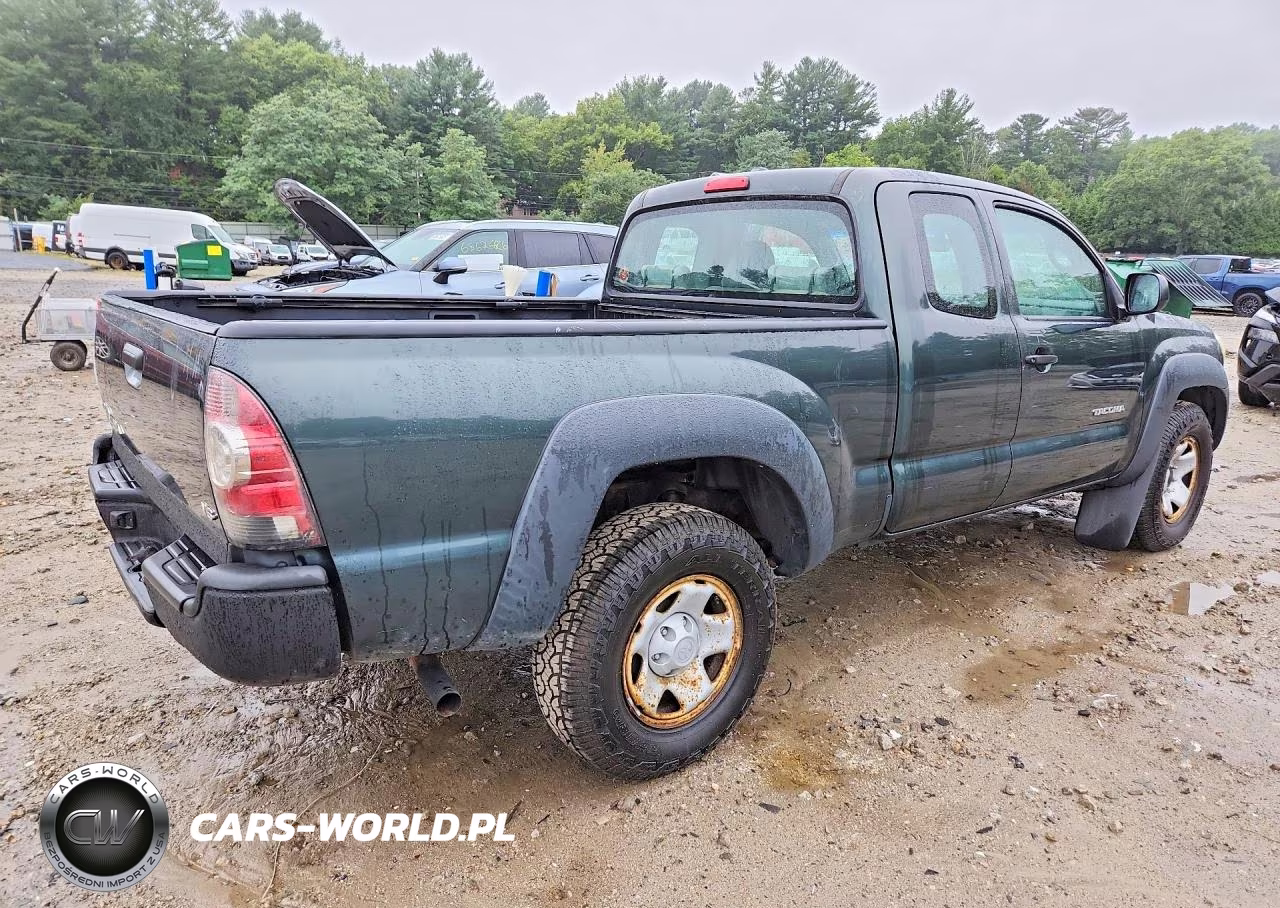 2010 Toyota Tacoma V6 VIN:5TEUU4EN4AZ679094 - 3