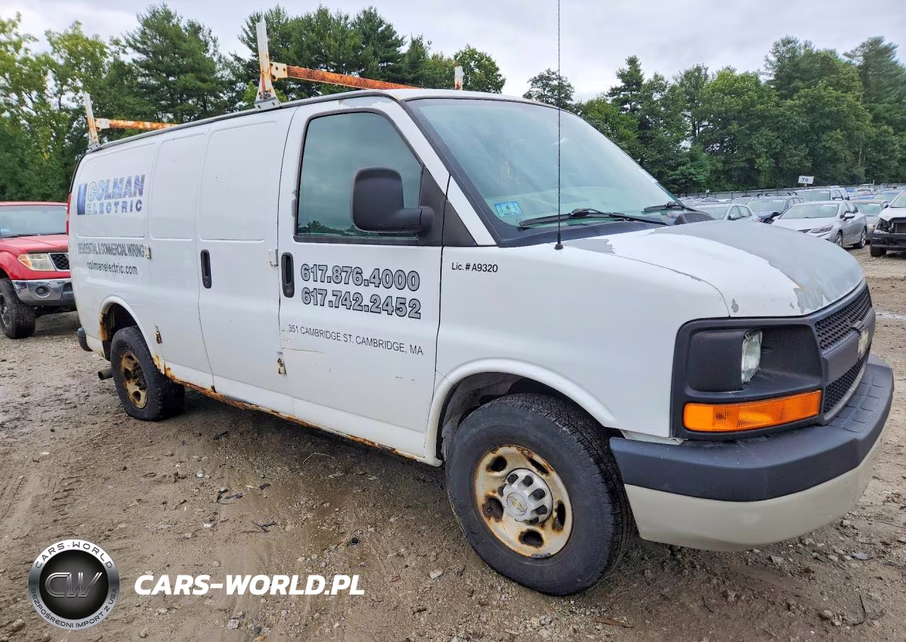 2008 Chevrolet Express G2500 VIN:1GCGG25C681126720 - 4