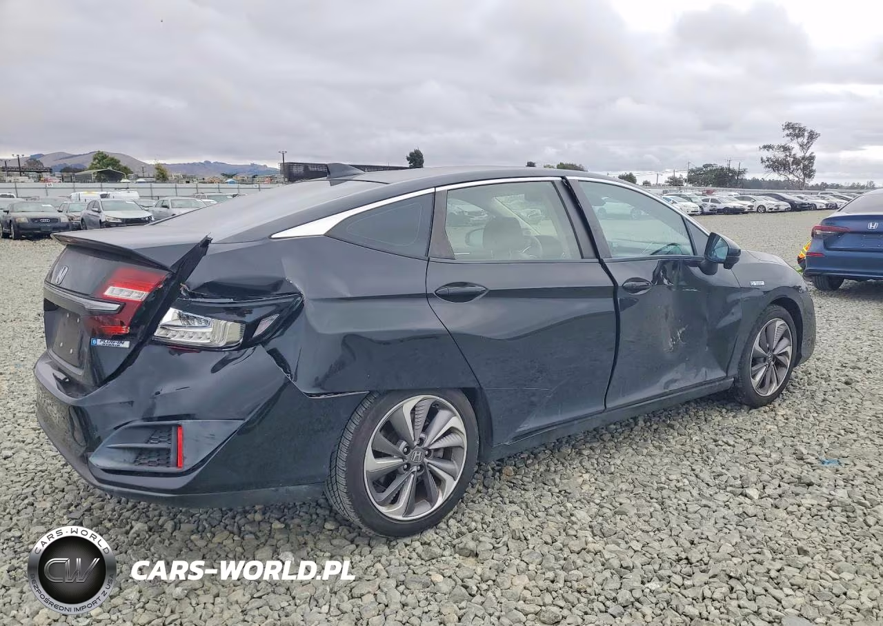 2019 Honda Clarity VIN:JHMZC5F1XKC003872 - 3