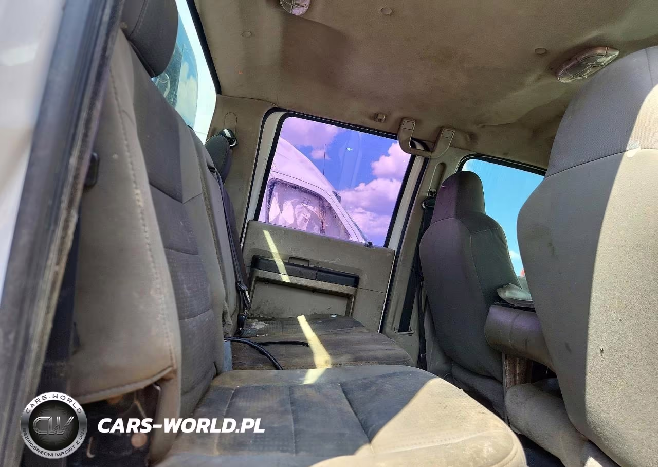 2010 Ford F350 Super Duty VIN:1FDWW3HR5AEA42533 - 10