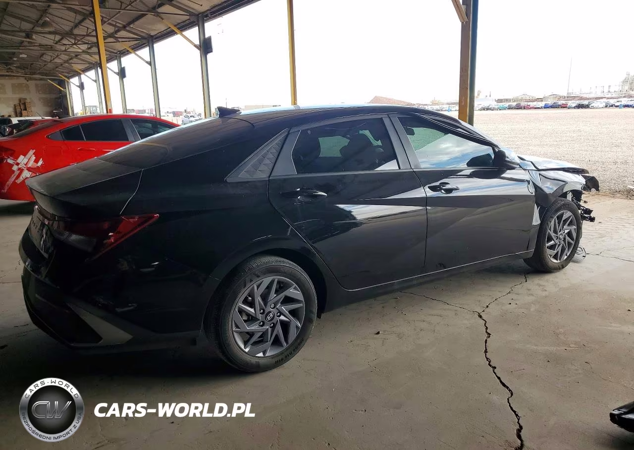 2024 Hyundai Elantra Sel VIN:KMHLM4DG5RU762760 - 3