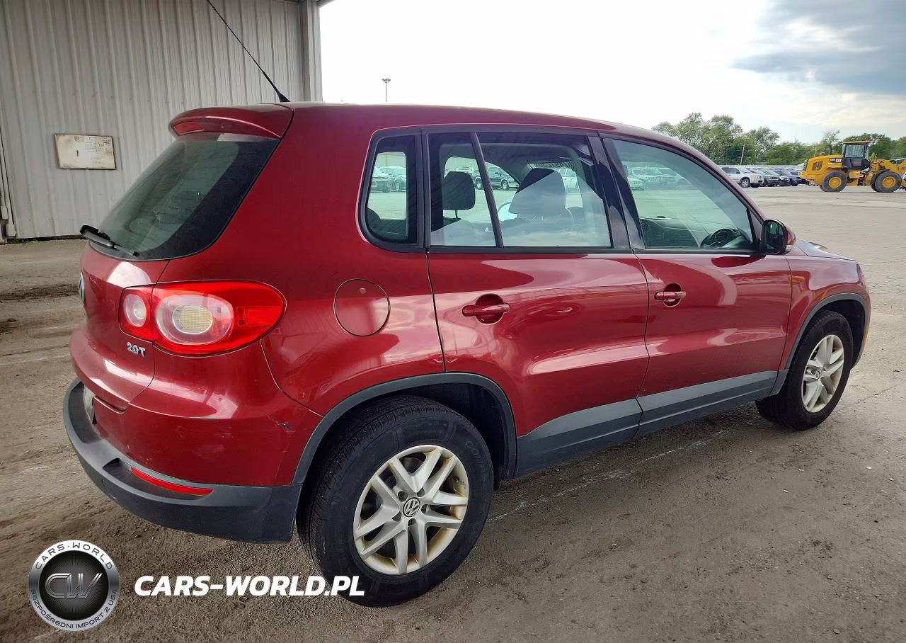 2011 Volkswagen Tiguan S VIN:WVGAV7AX8BW001533 - 3