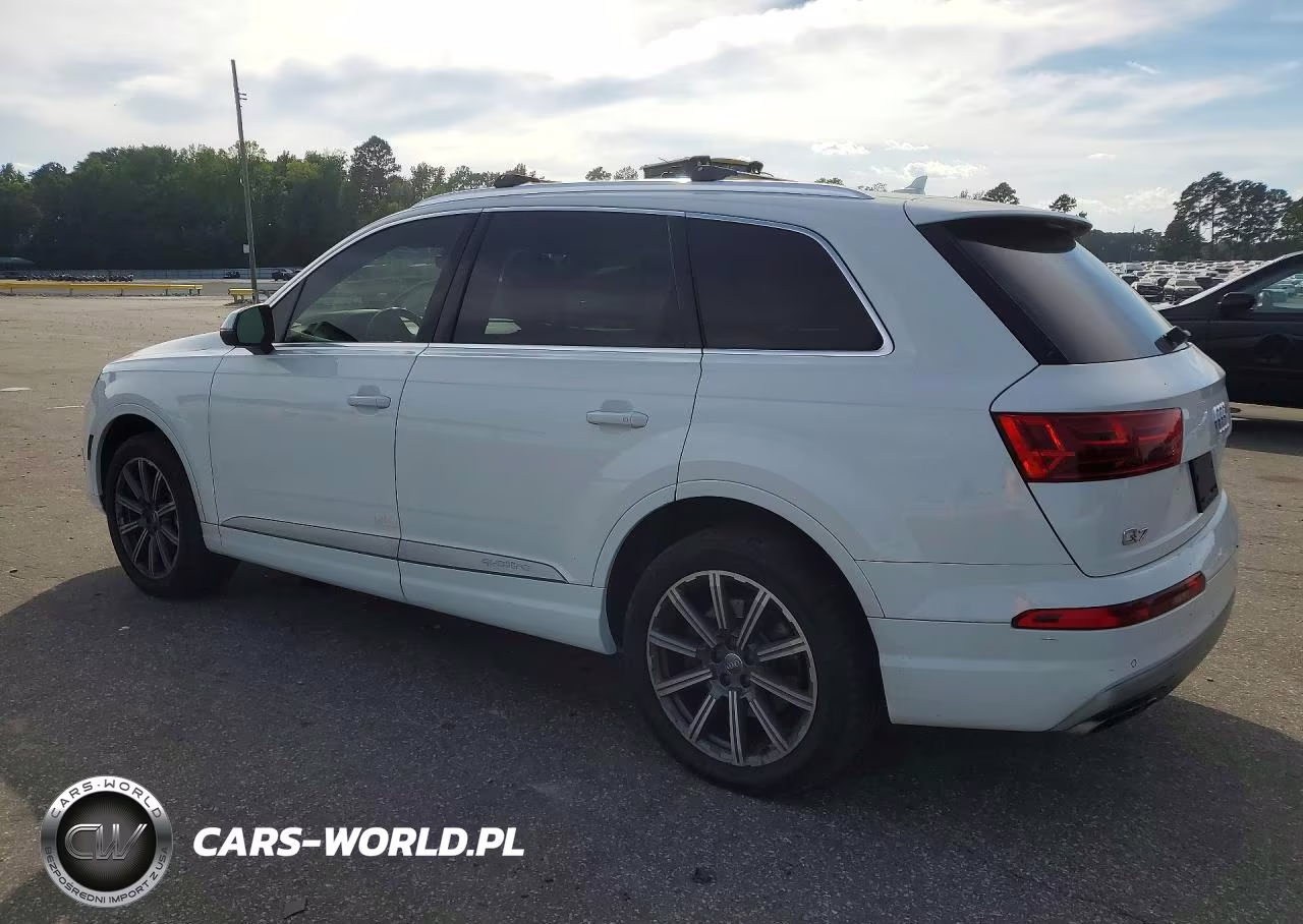 2017 Audi Q7 Prestige VIN:WA1VABF76HD011103 - 2