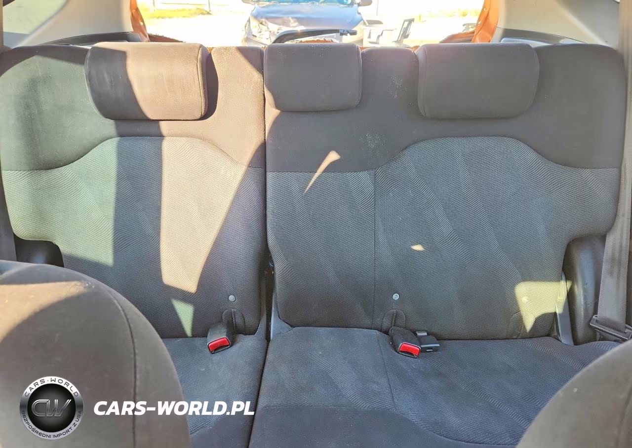 2009 Honda Fit Sport VIN:JHMGE884X9S036333 - 10
