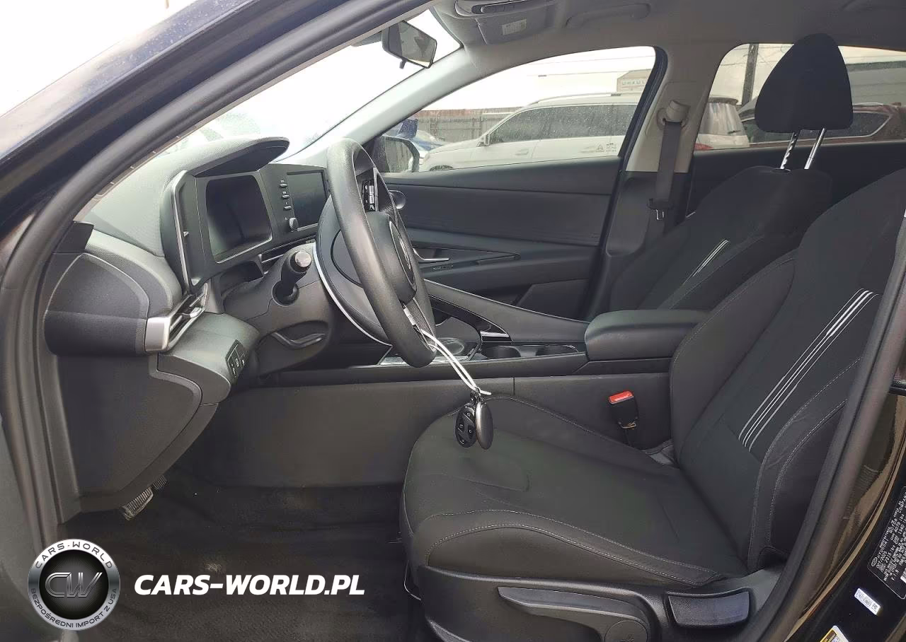 2026 Hyundai Elantra Hybrid Blue VIN:KMHLM4DJXTU187848 - 7