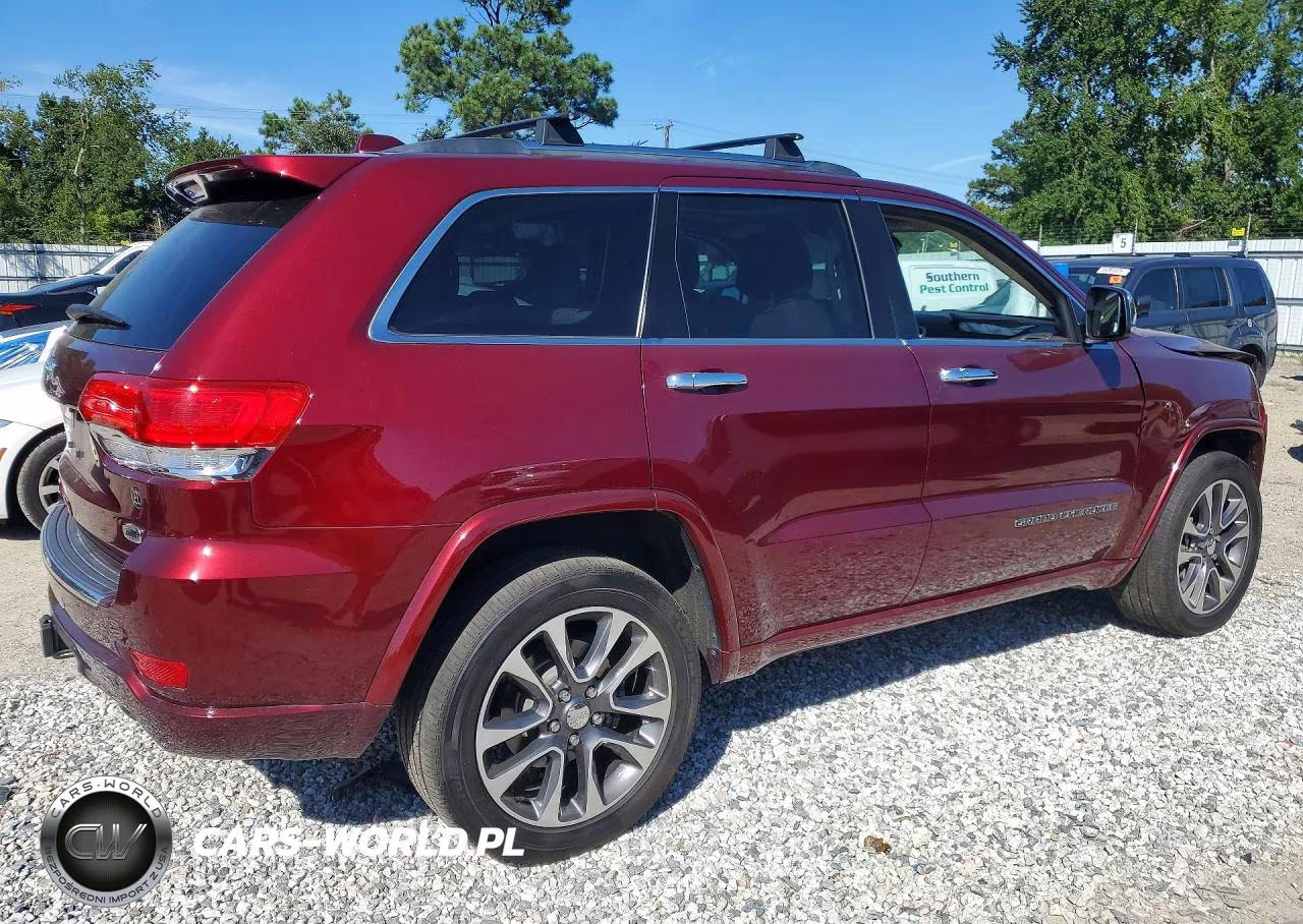 2018 Jeep Grand Cherokee Overland VIN:1C4RJFCG1JC460090 - 3