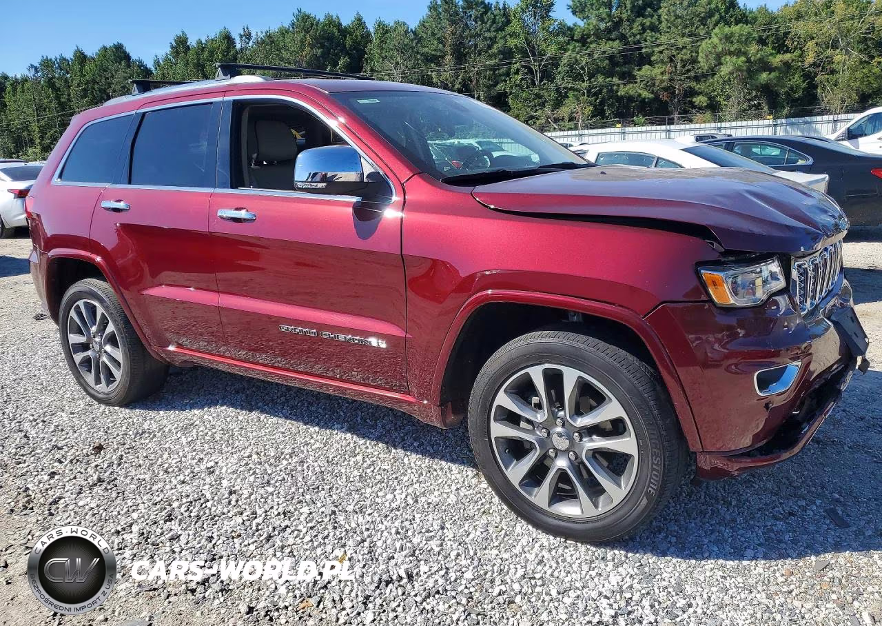 2018 Jeep Grand Cherokee Overland VIN:1C4RJFCG1JC460090 - 4