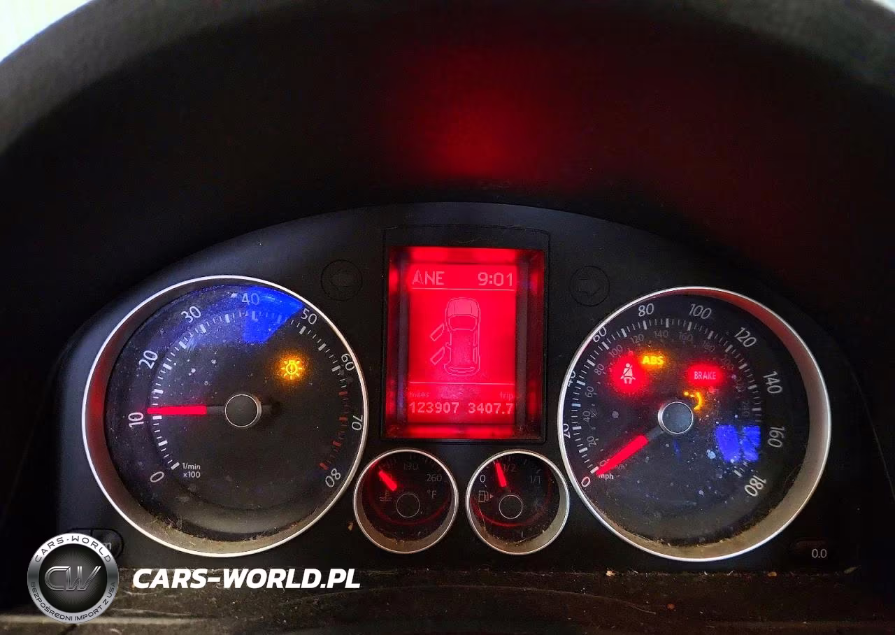 2008 Volkswagen Gti VIN:WVWGV71K98W225454 - 9