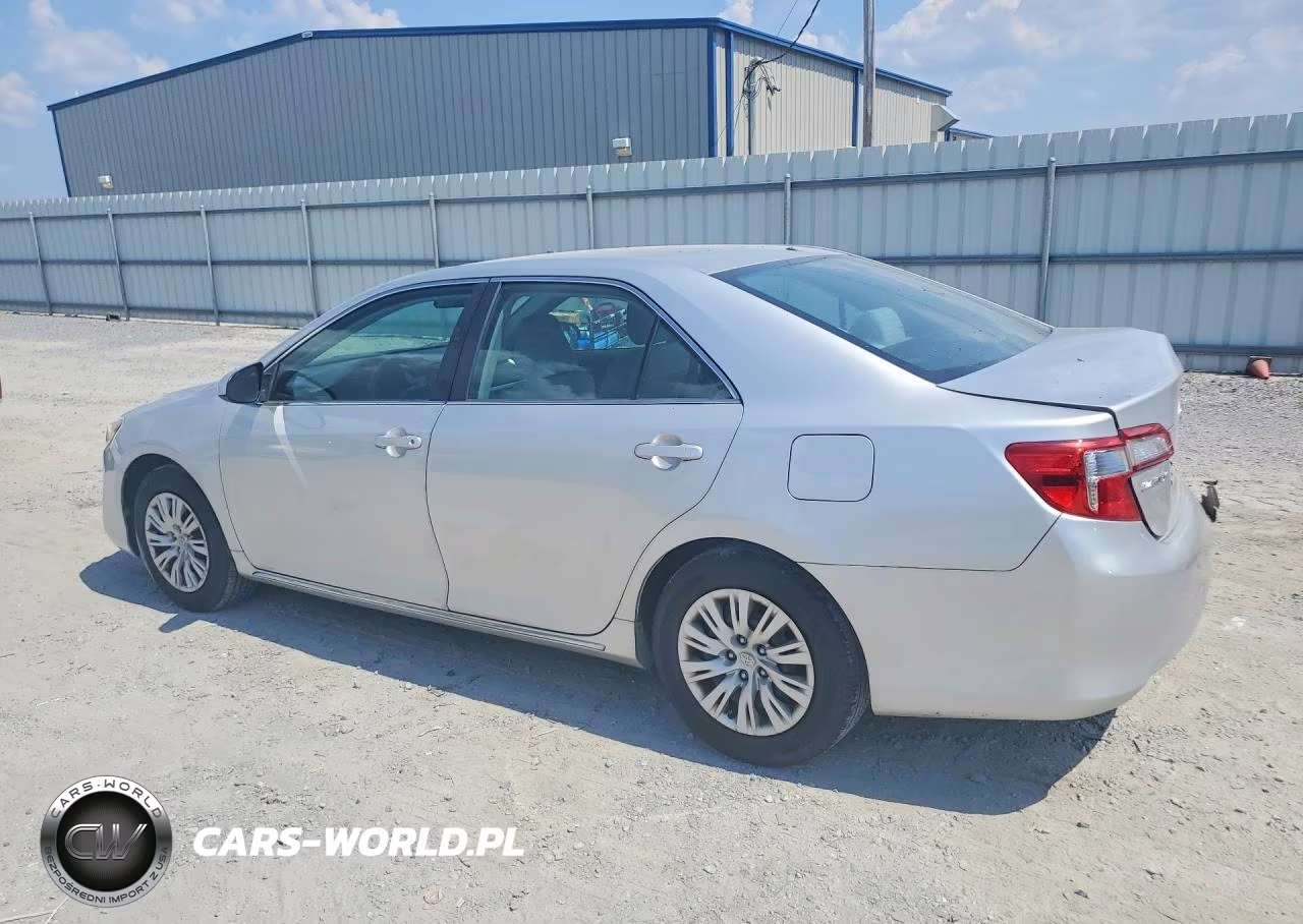 2014 Toyota Camry Le VIN:4T4BF1FK0ER410062 - 2