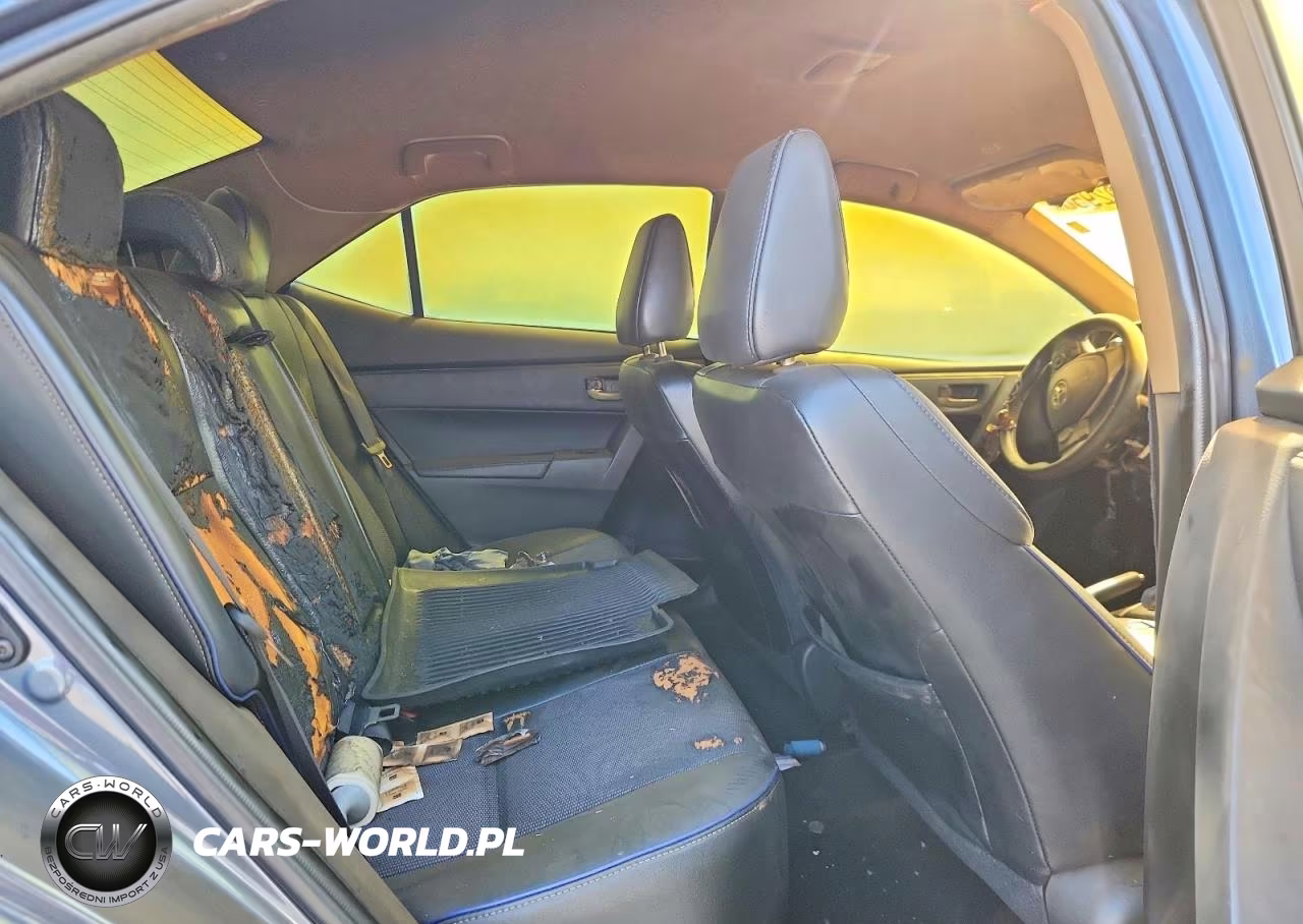 2019 Toyota Corolla Se VIN:2T1BURHE4KC173739 - 10
