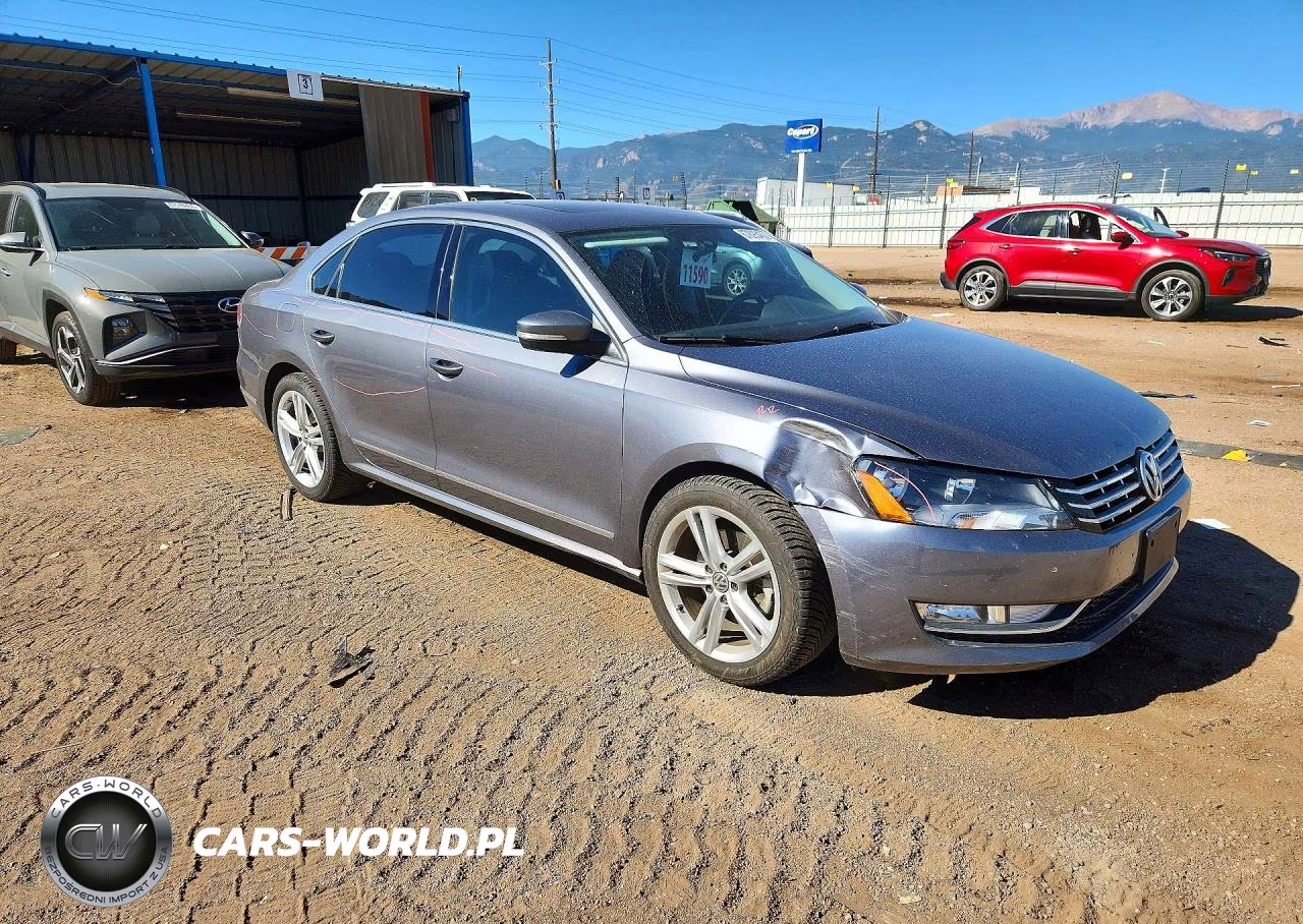 2015 Volkswagen Passat Sel VIN:1VWCT7A38FC057895 - 4