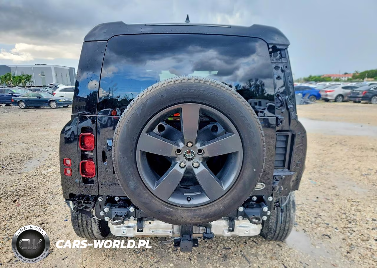 2022 Land Rover Defender 110 X-Dynamic Hse VIN:SALE37RU4N2065644 - 6