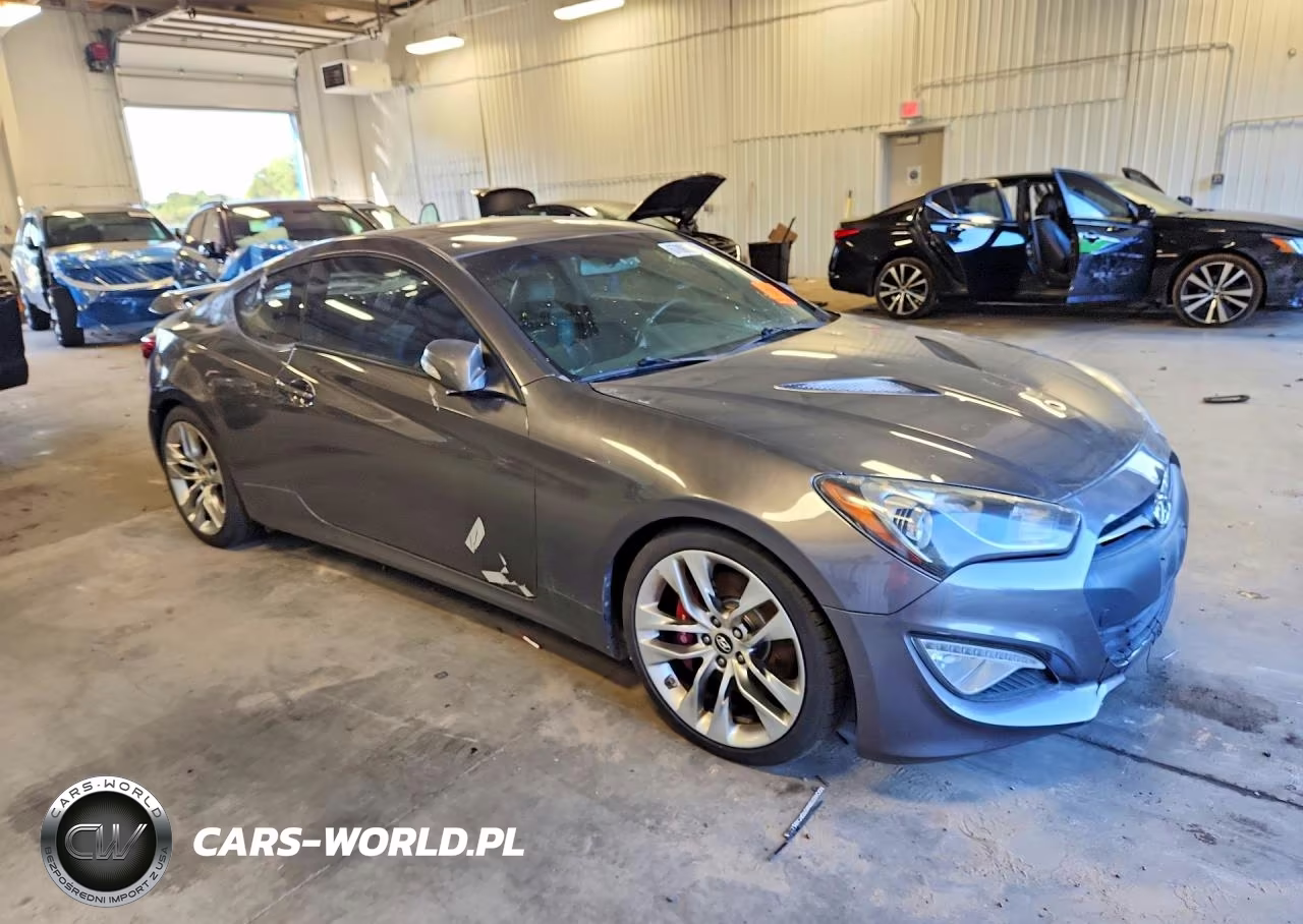 2013 Hyundai Genesis Coupe 3.8L VIN:KMHHU6KJ1DU096893 - 4