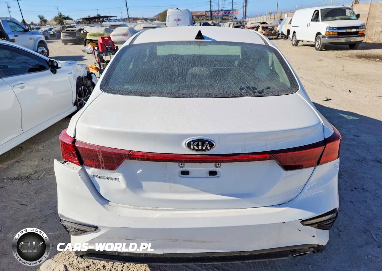 2020 Kia Forte Lxs VIN:3KPF24AD2LE245259 - 6