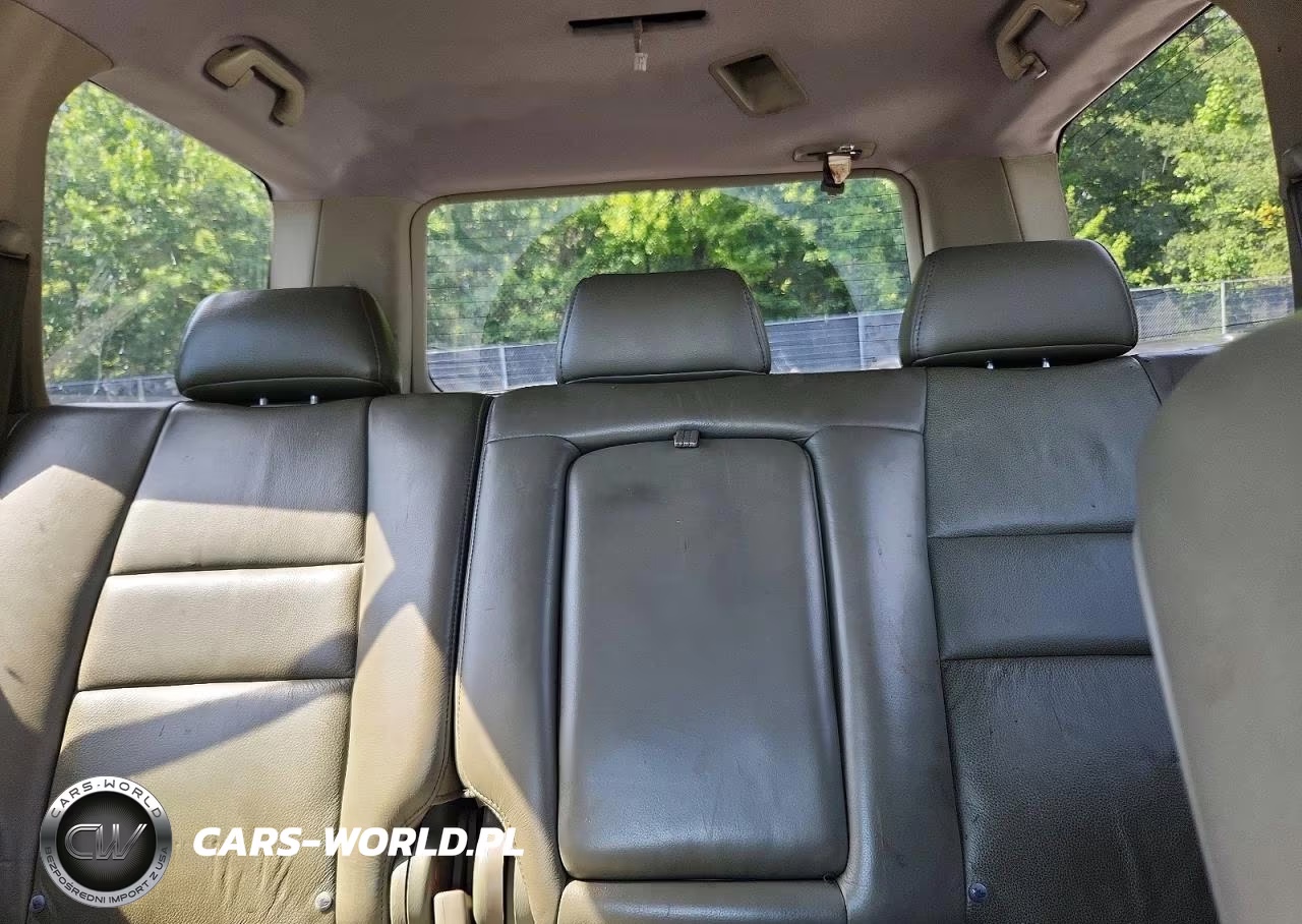 2006 Honda Pilot Ex VIN:2HKYF18716H504979 - 10