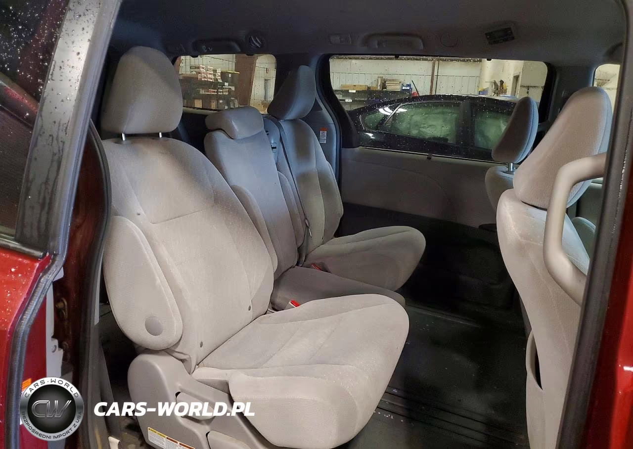 2017 Toyota Sienna Le VIN:5TDKZ3DCXHS815450 - 11