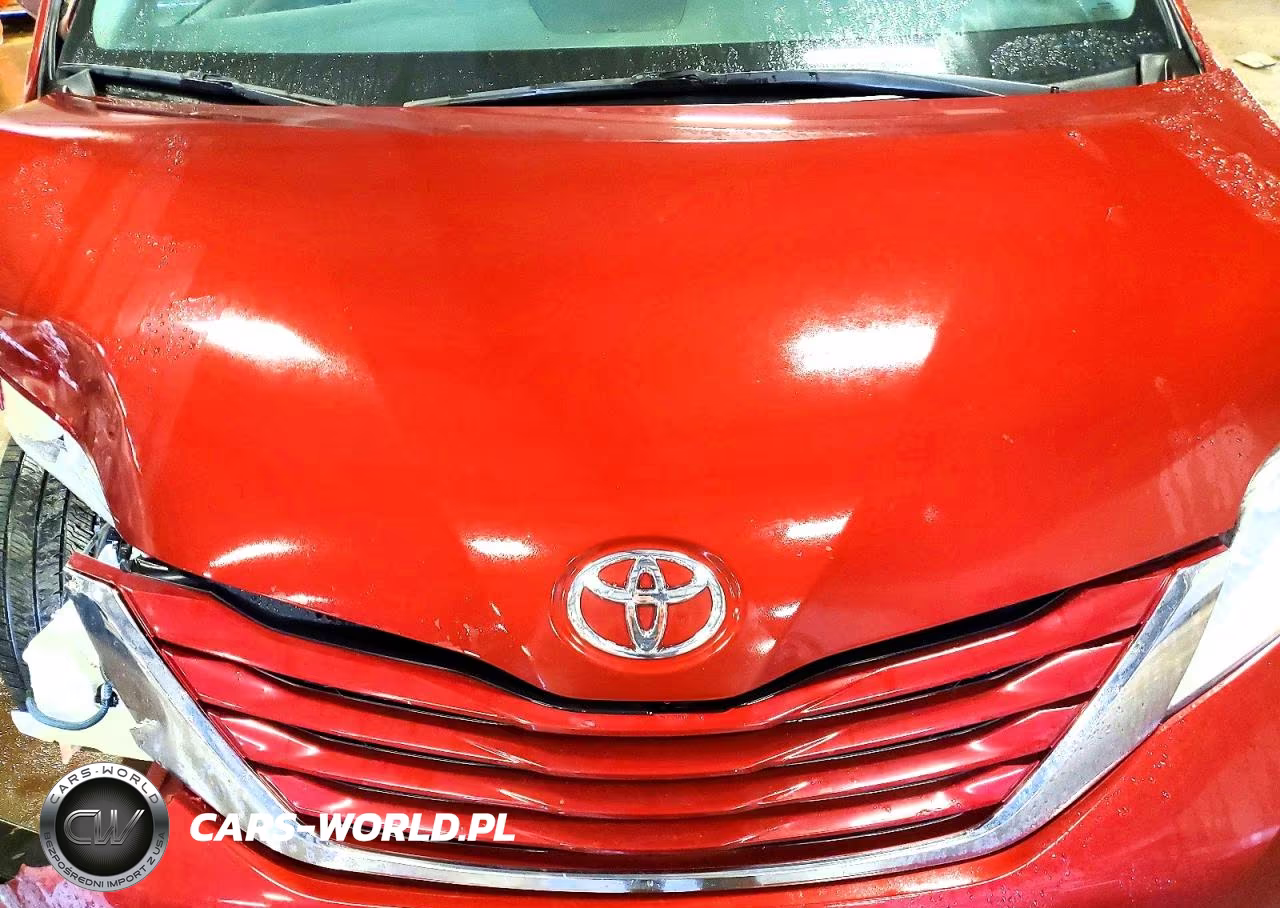 2017 Toyota Sienna Le VIN:5TDKZ3DCXHS815450 - 12