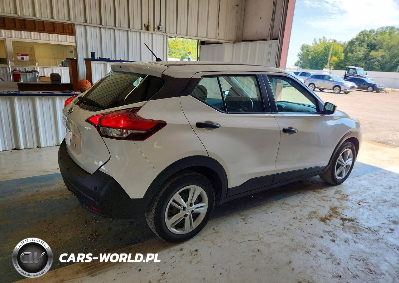 2020 Nissan Kicks S VIN:3N1CP5BV8LL528751 - 3