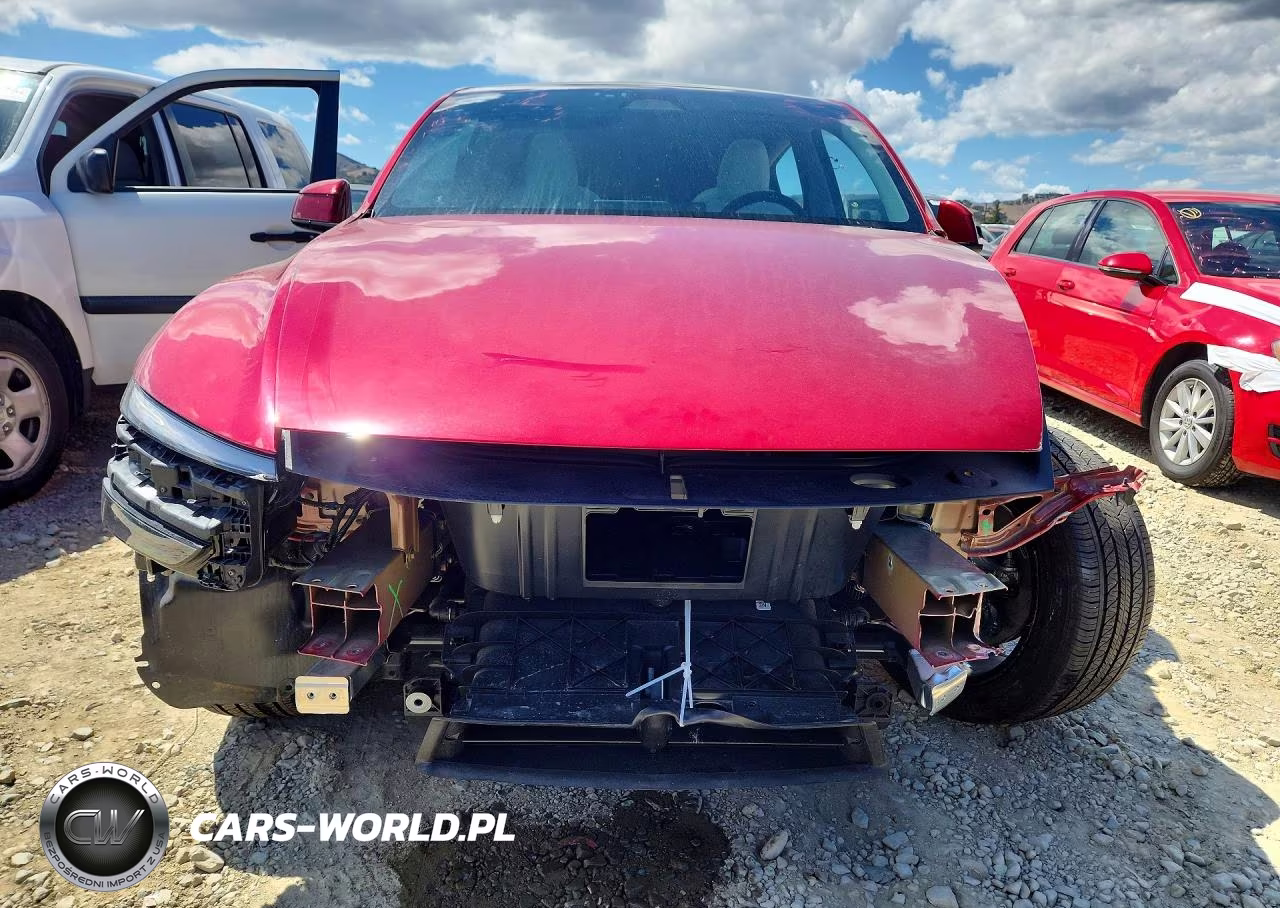 2026 Tesla Model Y VIN:7SAYGDEE3TF390997 - 5