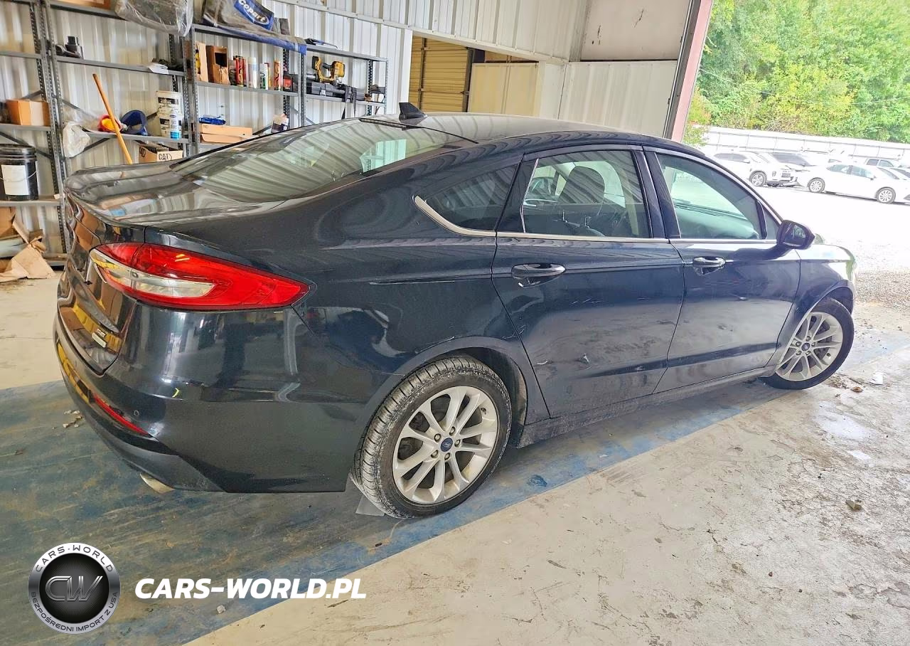 2020 Ford Fusion Se VIN:3FA6P0HD8LR186586 - 3