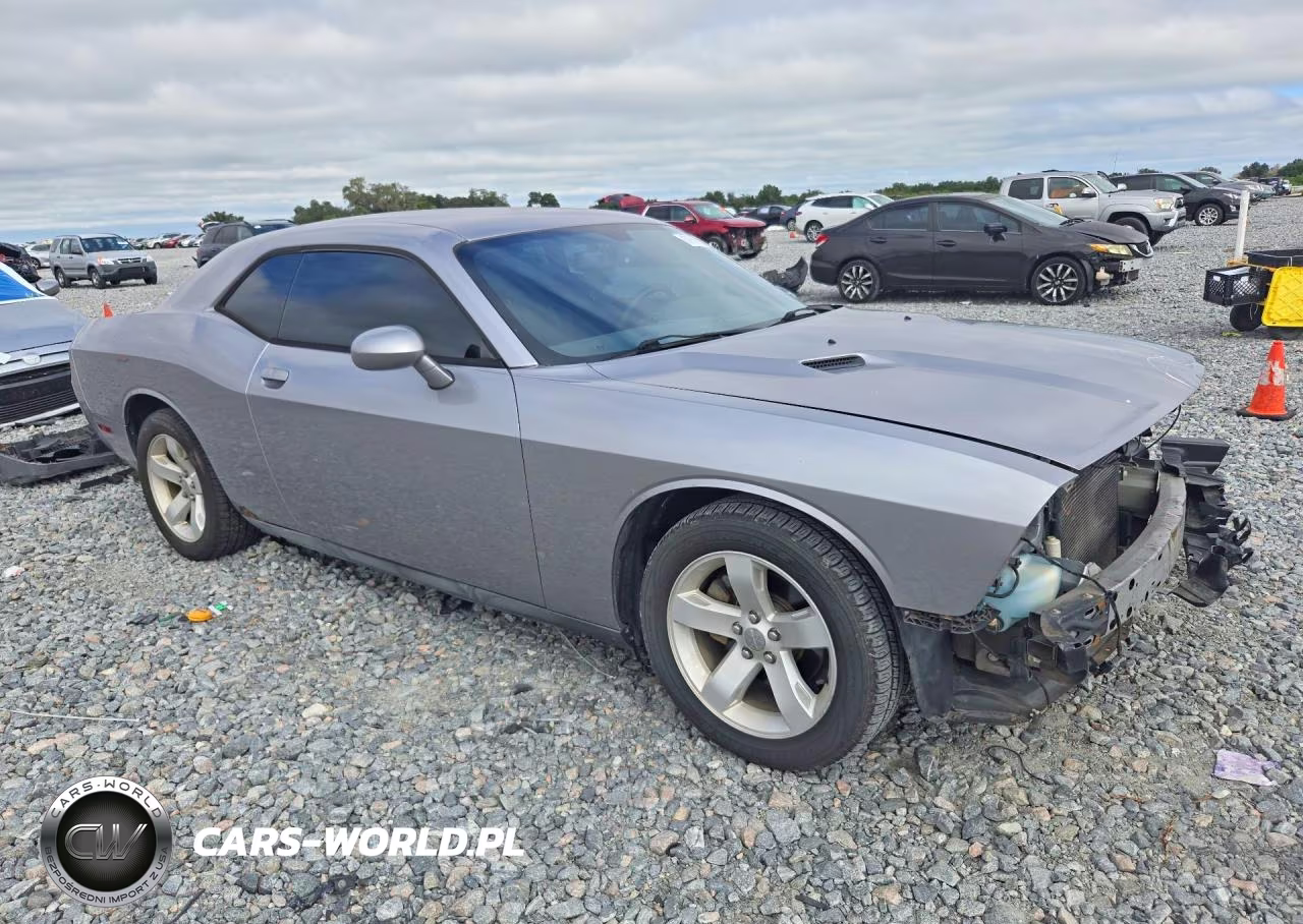 2013 Dodge Challenger Sxt VIN:2C3CDYAG7DH729372 - 4