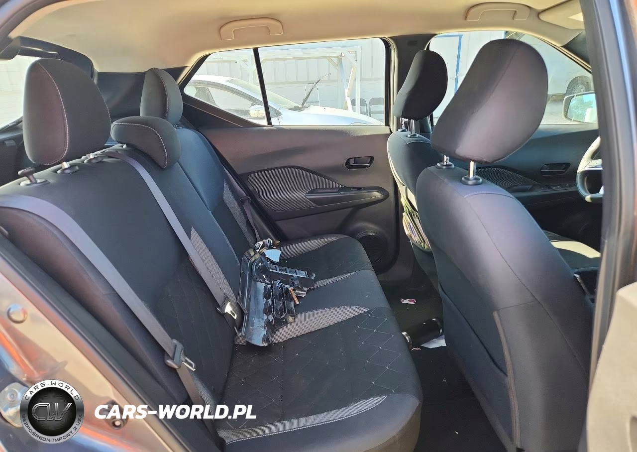 2019 Nissan Kicks S VIN:3N1CP5CU9KL523448 - 10