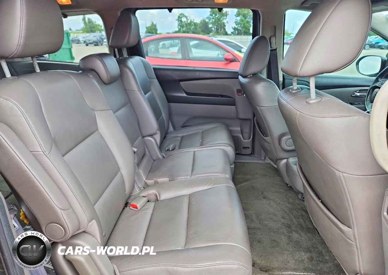 2014 Honda Odyssey Touring VIN:5FNRL5H97EB124676 - 11