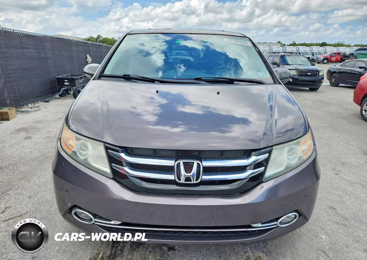 2014 Honda Odyssey Touring VIN:5FNRL5H97EB124676 - 5