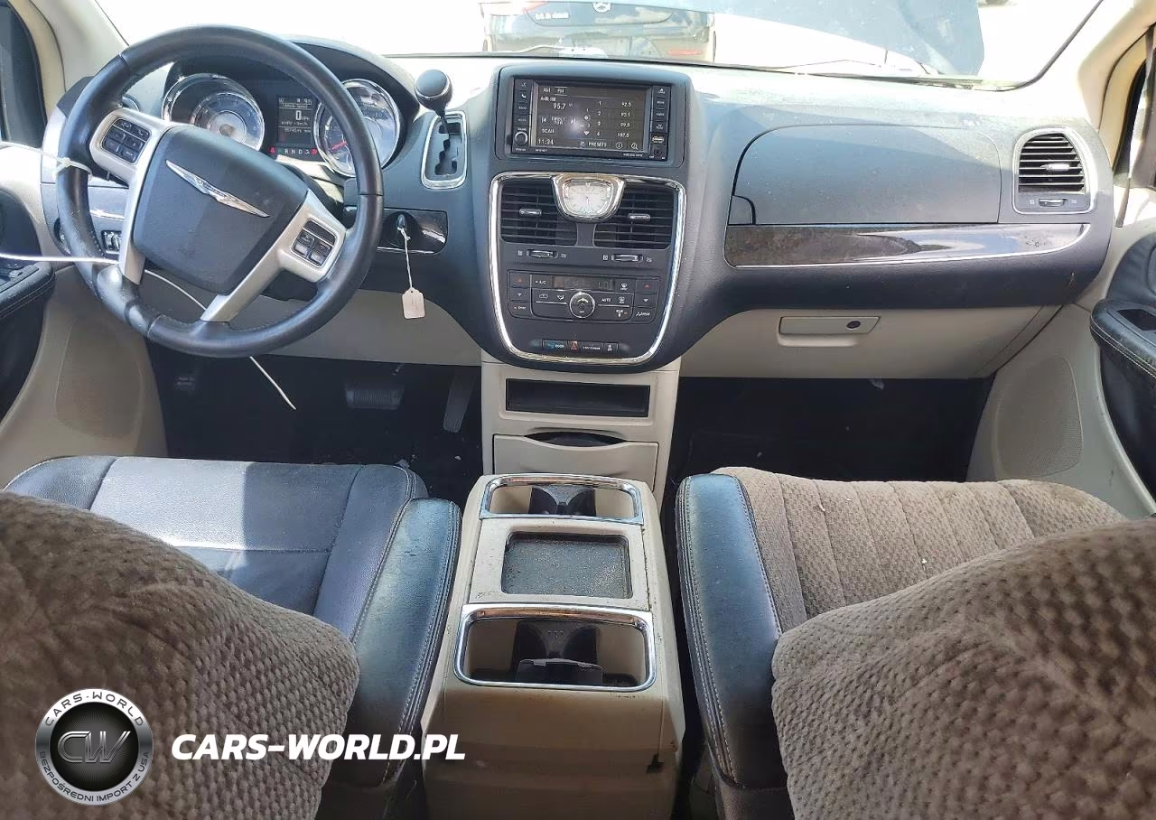 2014 Chrysler Town & Country Touring VIN:2C4RC1BG1ER383183 - 8