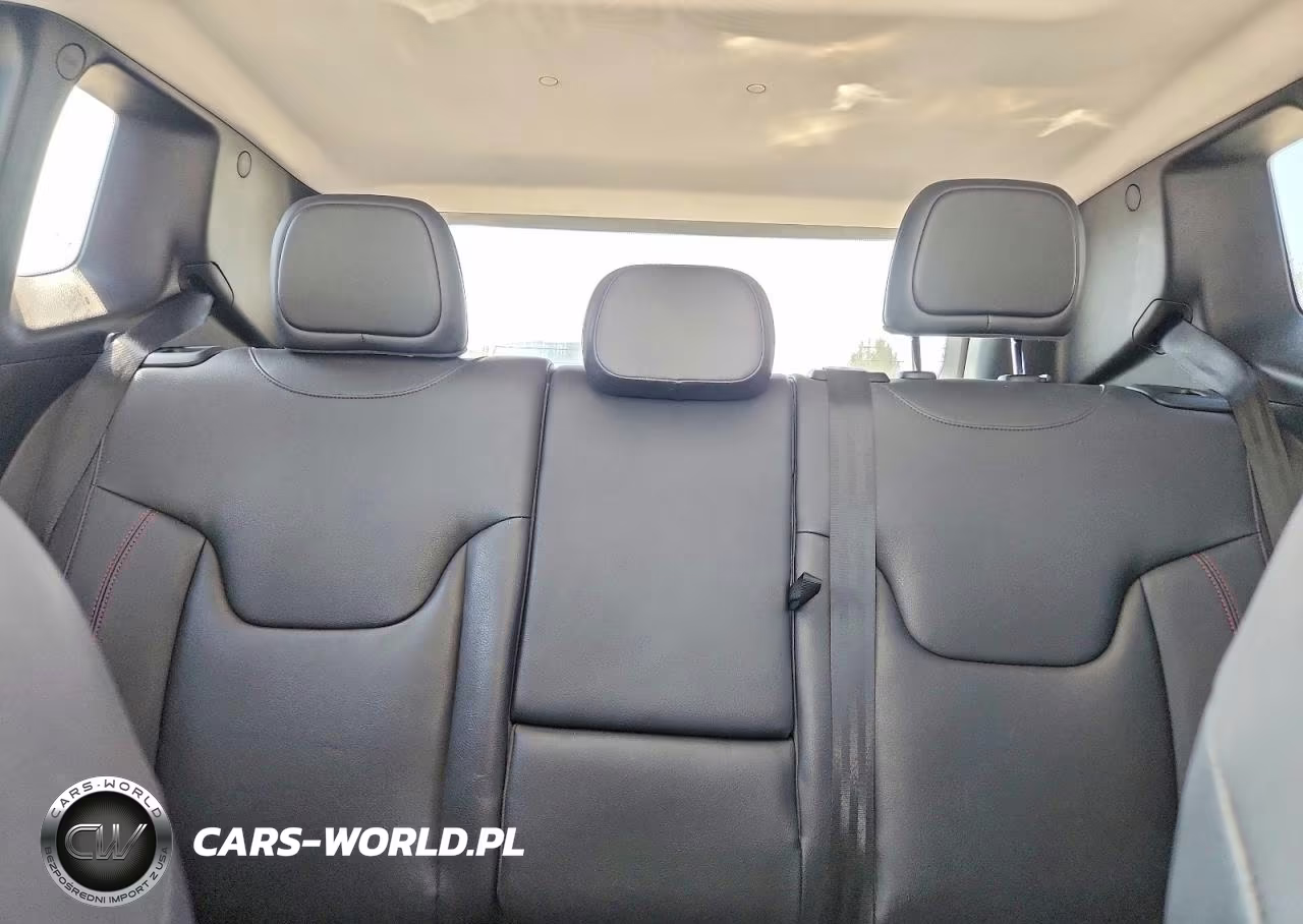 2018 Jeep Renegade Trailhawk VIN:ZACCJBCB7JPH32818 - 10