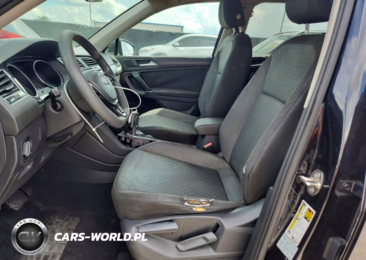 2018 Volkswagen Tiguan S VIN:3VV1B7AXXJM053792 - 7