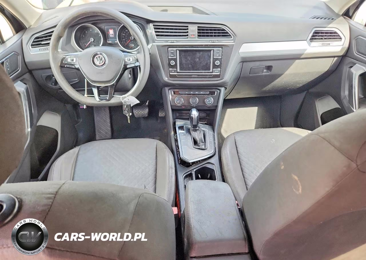 2018 Volkswagen Tiguan S VIN:3VV1B7AXXJM053792 - 8