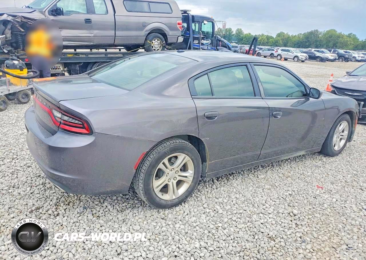 2019 Dodge Charger Sxt VIN:2C3CDXBGXKH664975 - 3