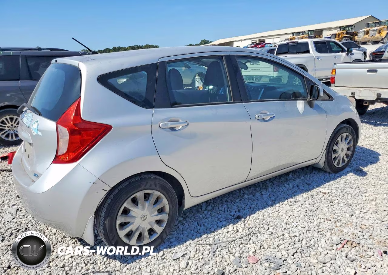 2014 Nissan Versa Note S Plus VIN:3N1CE2CP0EL434323 - 3