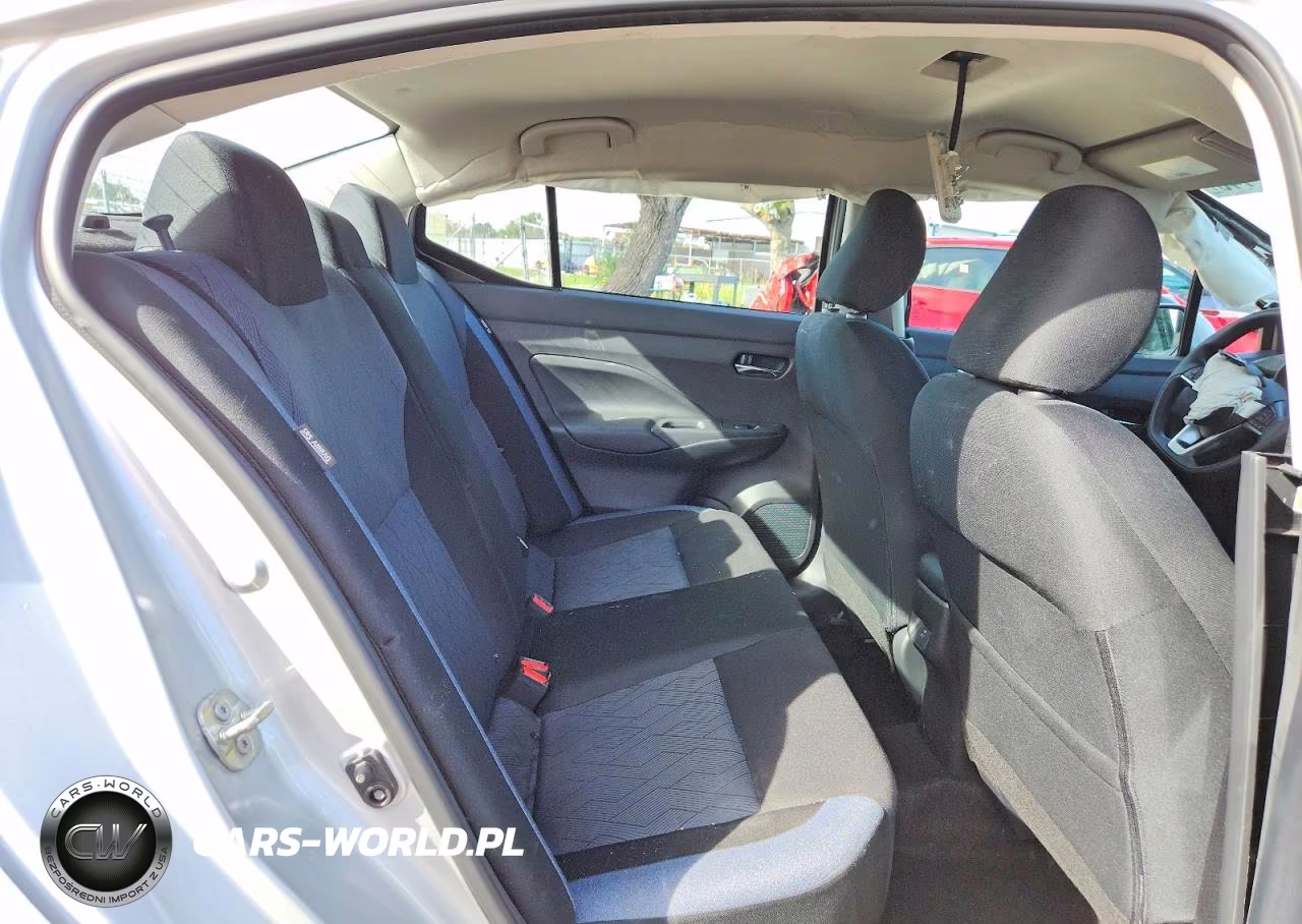 2025 Nissan Versa Sv VIN:3N1CN8EV1SL821795 - 10