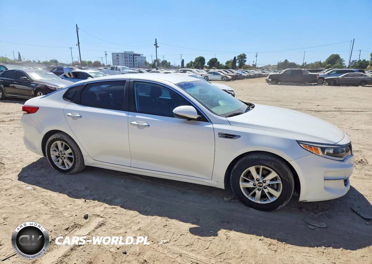 2016 Kia Optima Lx VIN:KNAGT4L31G5102453 - 4