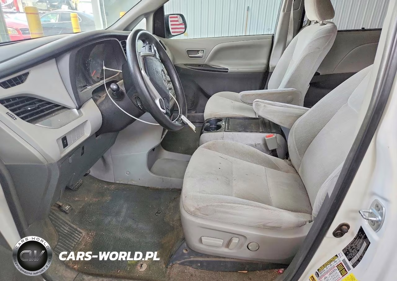 2017 Toyota Sienna Le VIN:5TDKZ3DC8HS825054 - 7